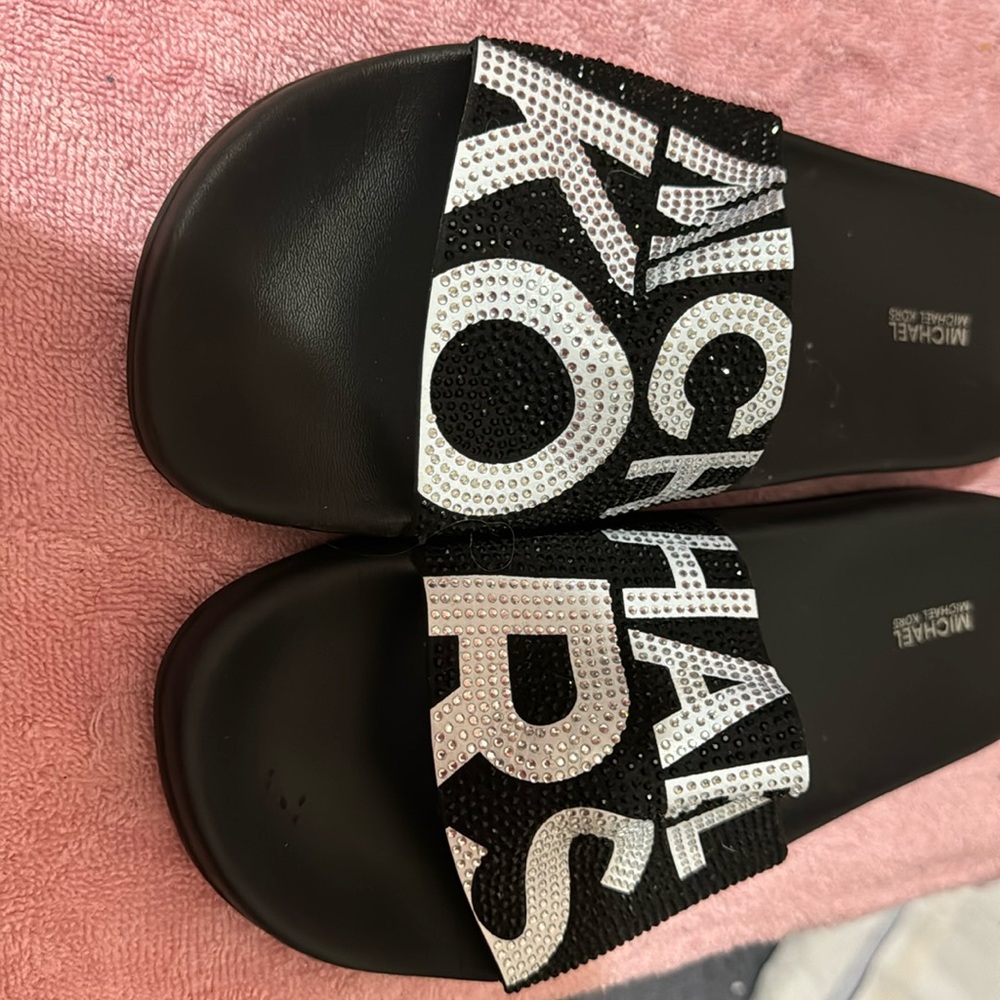 Michael kors slides
